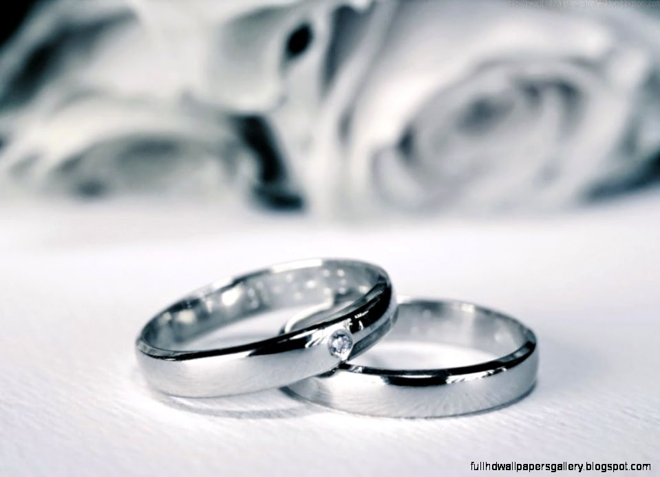 Silver Wedding Rings Background Wallpaper