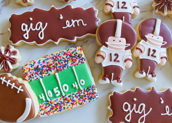 how to make football stadium decorated cookies