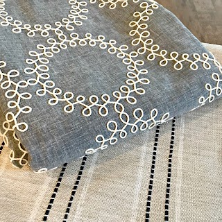 How to Make a No Sew Bench Seat Cushion