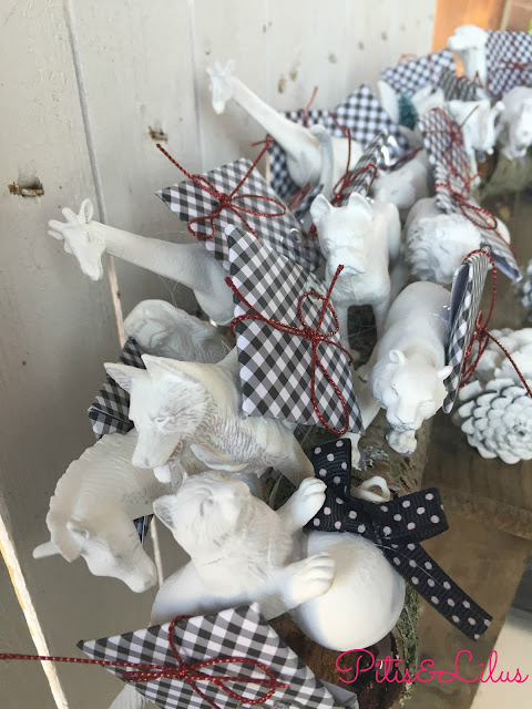 CALENDARIO DE ADVIENTO CON MUÑECOS DE PLÁSTICO CALENDARIO DE ADVIENTO CON MUÑECOS DE PLÁSTICO