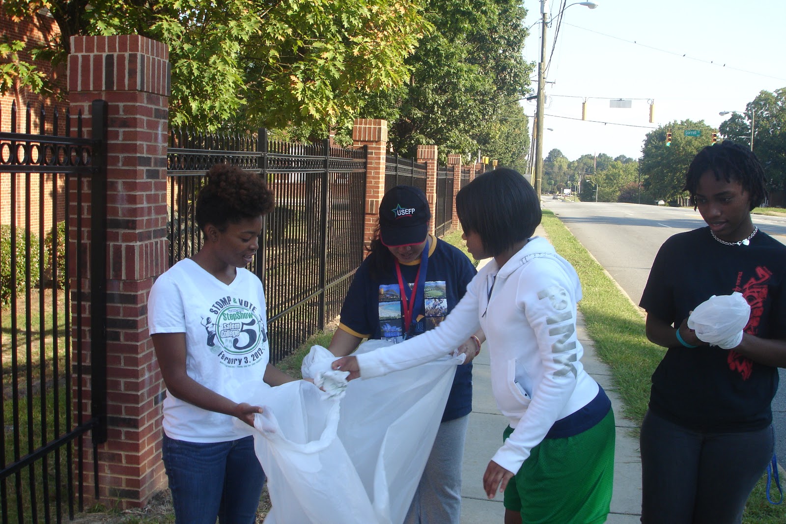 + 92 Anum Shahzad 1st Community Service Campus Clean Up