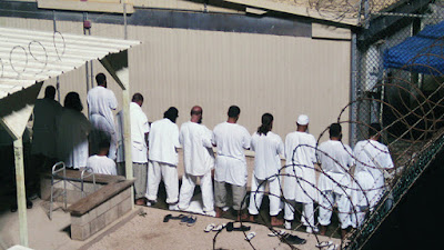 "Eran problemáticos": la CIA está involucrada en tres "suicidios" en Guantánamo