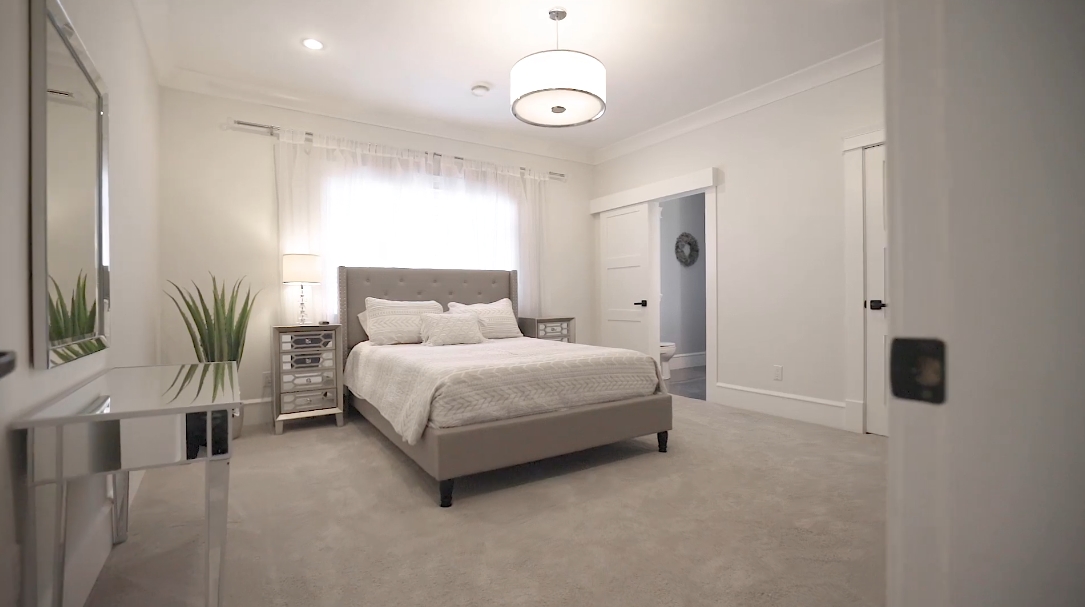 57 Interior Design Photos vs. 319 184 St, Surrey, BC Luxury Home Tour