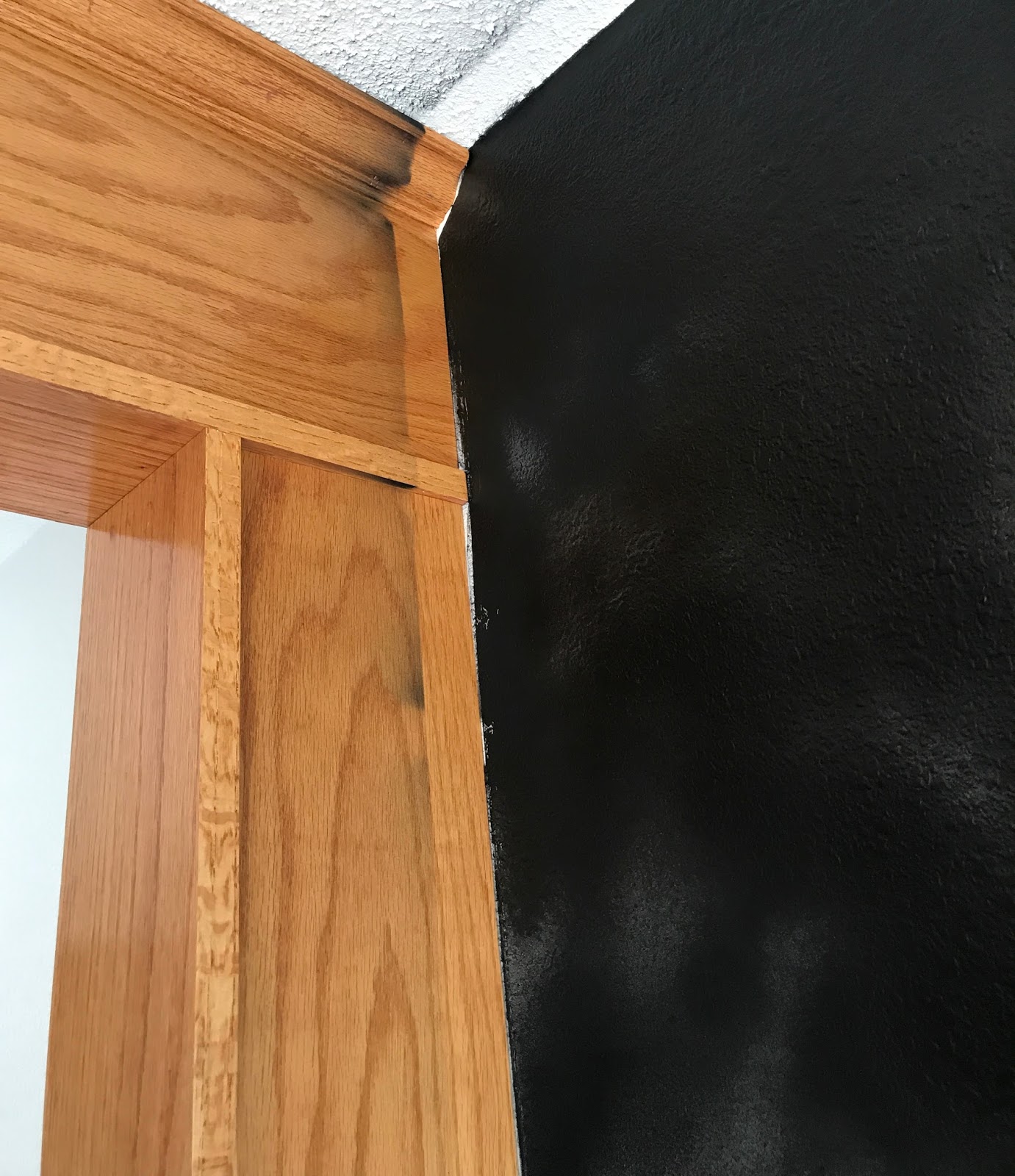 Removing Spray Paint Over From Wood One Of Our New Home Improvement Projects Requires A Black Wall To Start With More On That Next Week Spray Painting The Was Easy