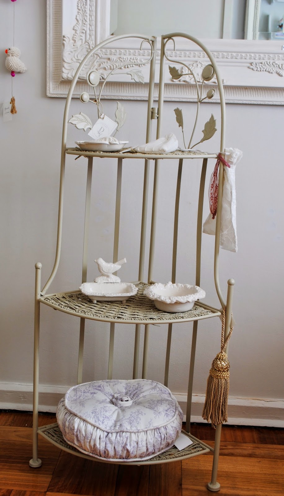 Paz Montealegre | Decoración: Renovación de stock de Muebles. Todos los