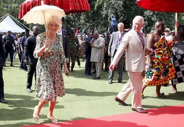 he Duchess of Cornwall also visited the National Cultural Centre in Kumasi