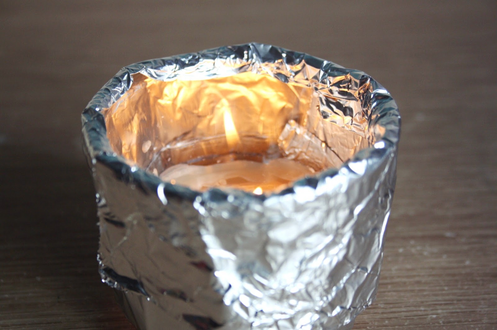 Beauty and Lifestyle Blog How To Fix A Tunneling Candle