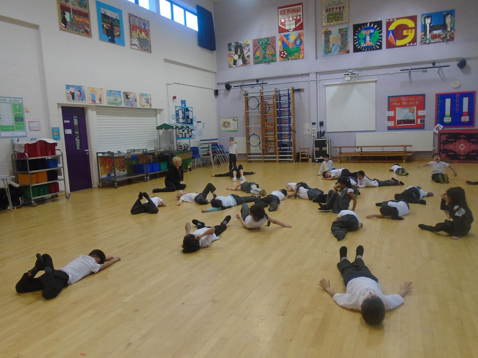 Chilcote Primary School Year 1's drama