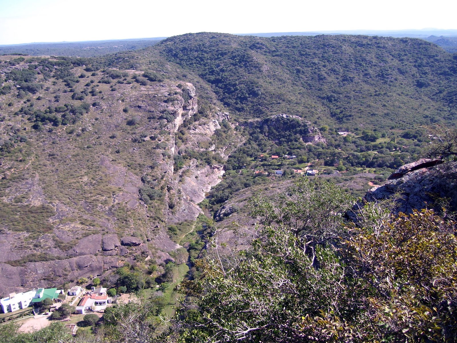 Reserva Cultural Natural "Cerro Colorado" Grutas pintadas del Cerro