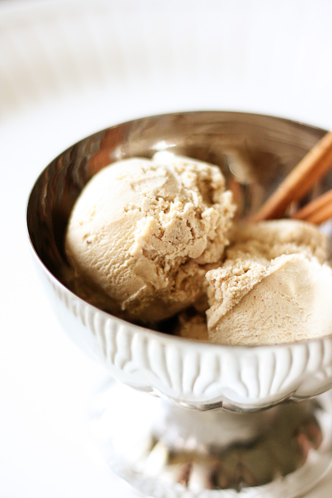 Naughty Carbs Cinnamon Ice Cream (Low Carb)