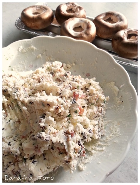 Barafras Kochlöffel: Überbackene Champignons mit Feta-Füllung Barafras Kochlöffel: Überbackene Champignons mit Feta-Füllung