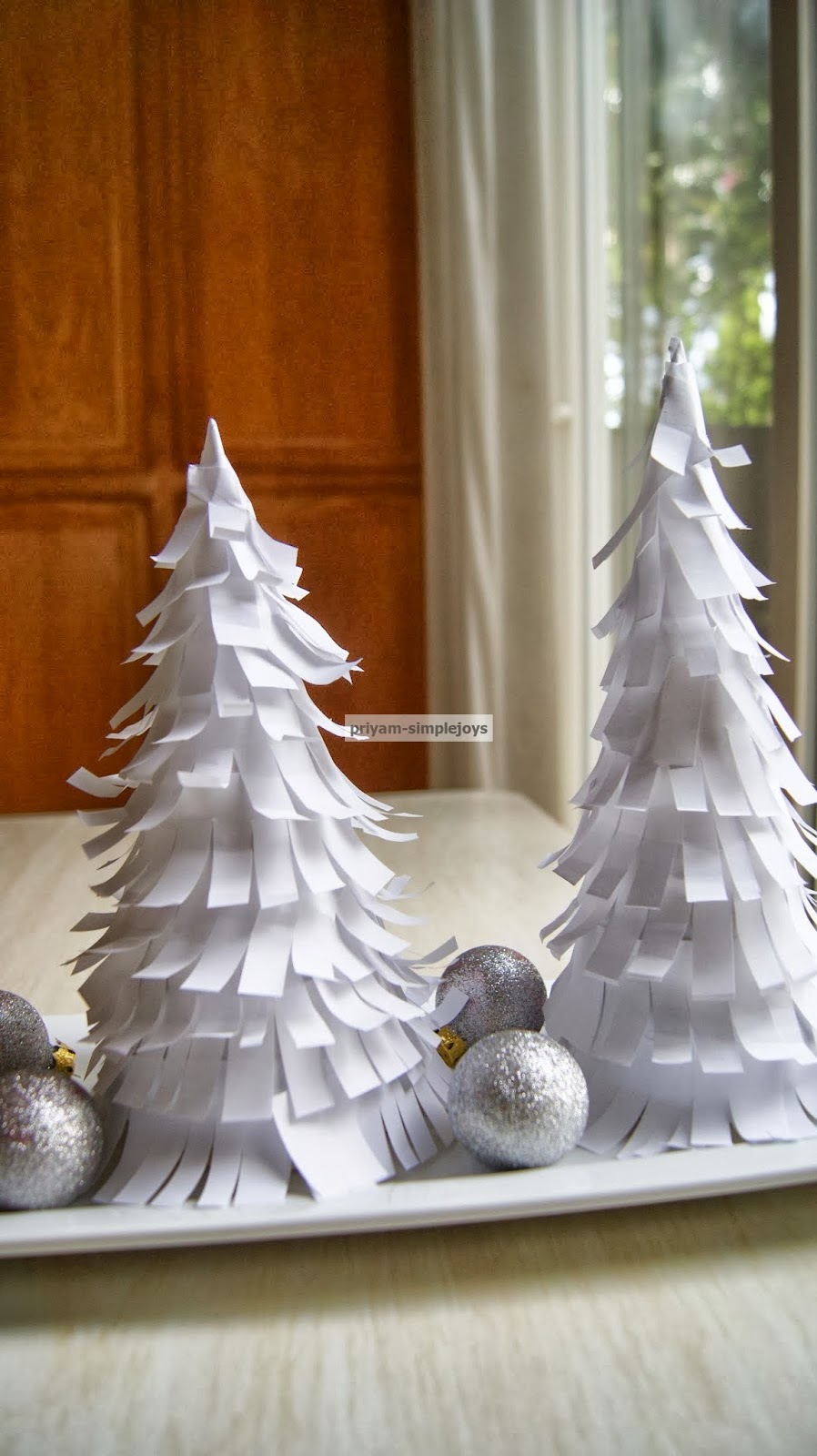 SimpleJoys: Paper Christmas Tree