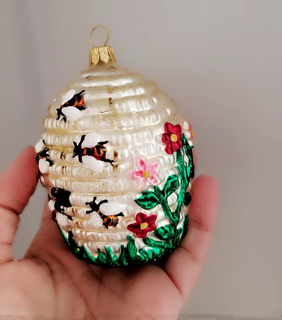 Glitter crunch box beehive ornament