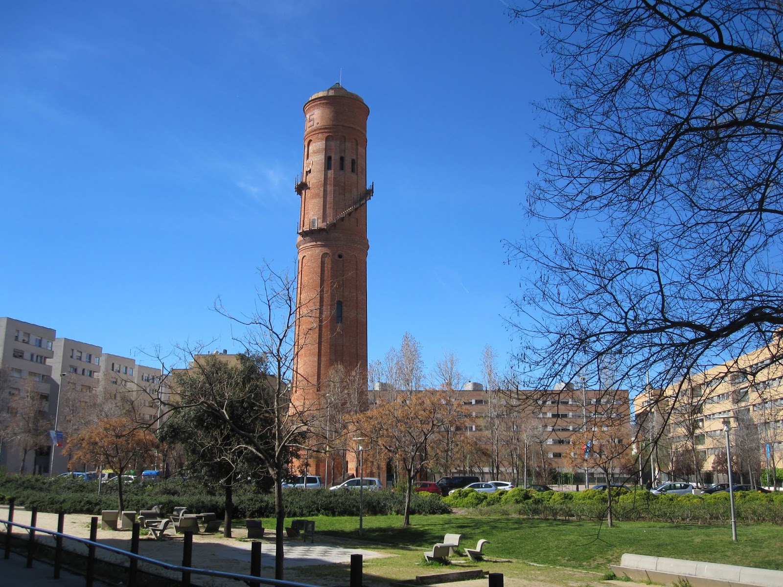 Tot Barcelona La torre de Aguas del Besós