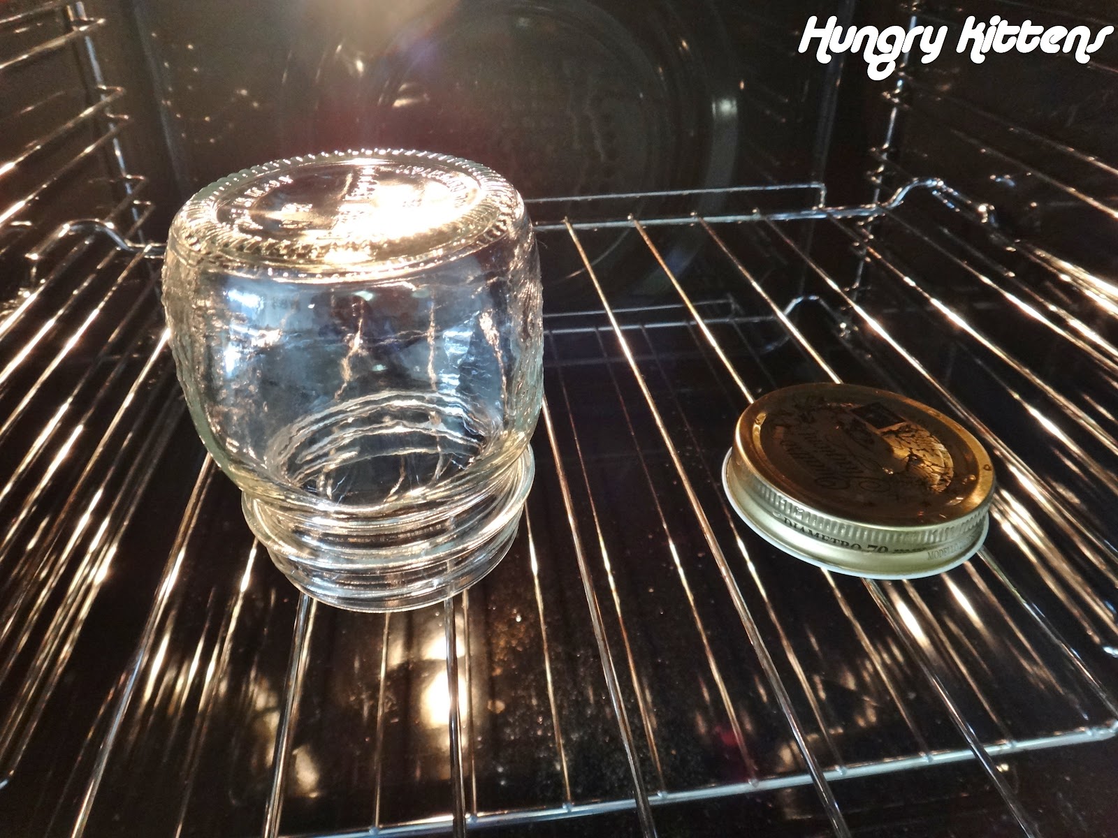 Hungry Kittens How to sterilize a jar for jams and things