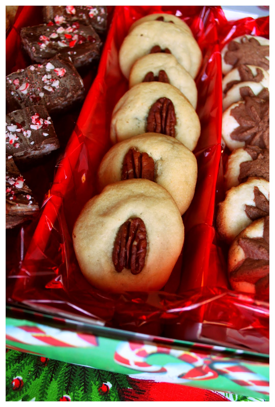 *my house is cuter than yours* Starlight Mint Surprise Cookies