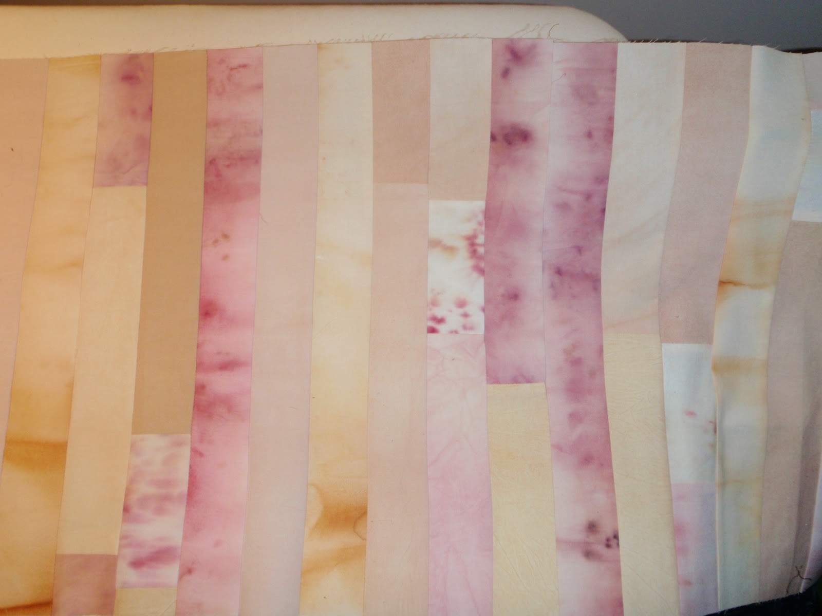 QUILTERS...ENJOY COLOUR! Tea Dye Tutorial