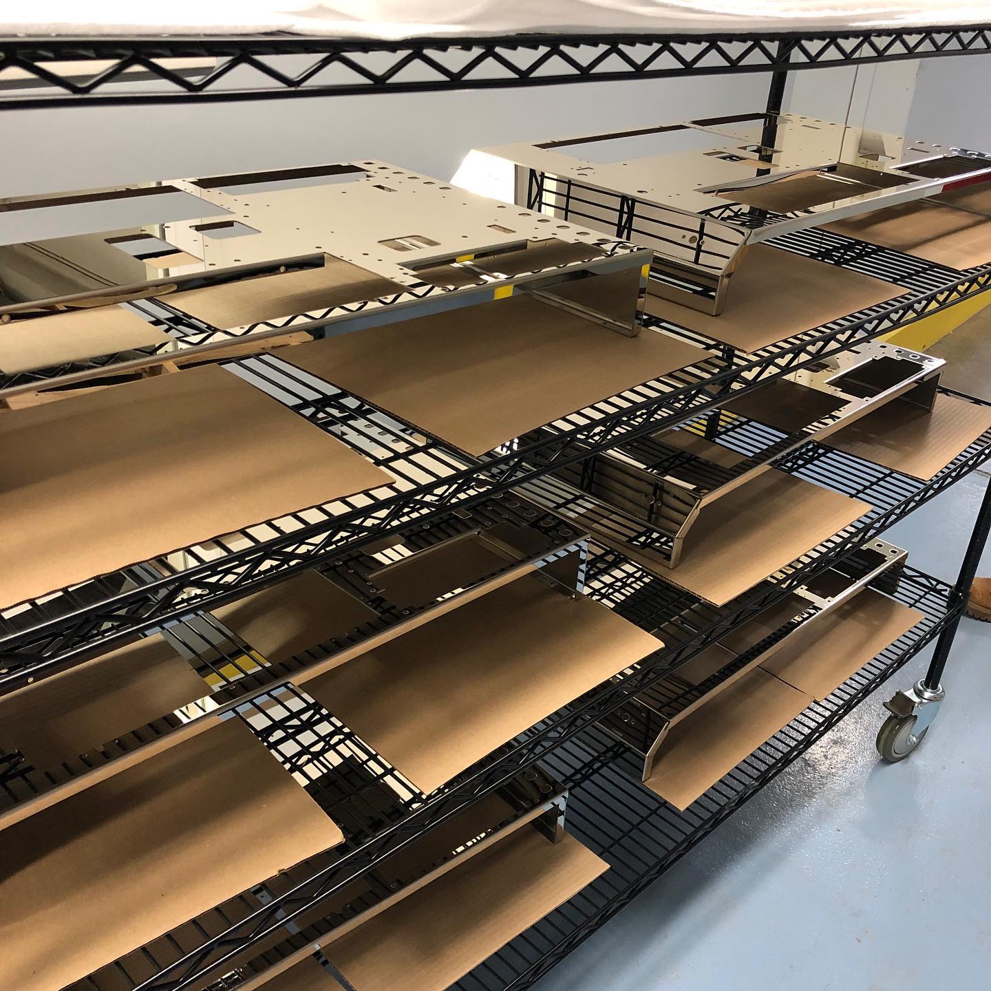 MCINTOSH MC901 AMPLIFIER PRODUCTION – M & S | Ultimate High-Fidelity