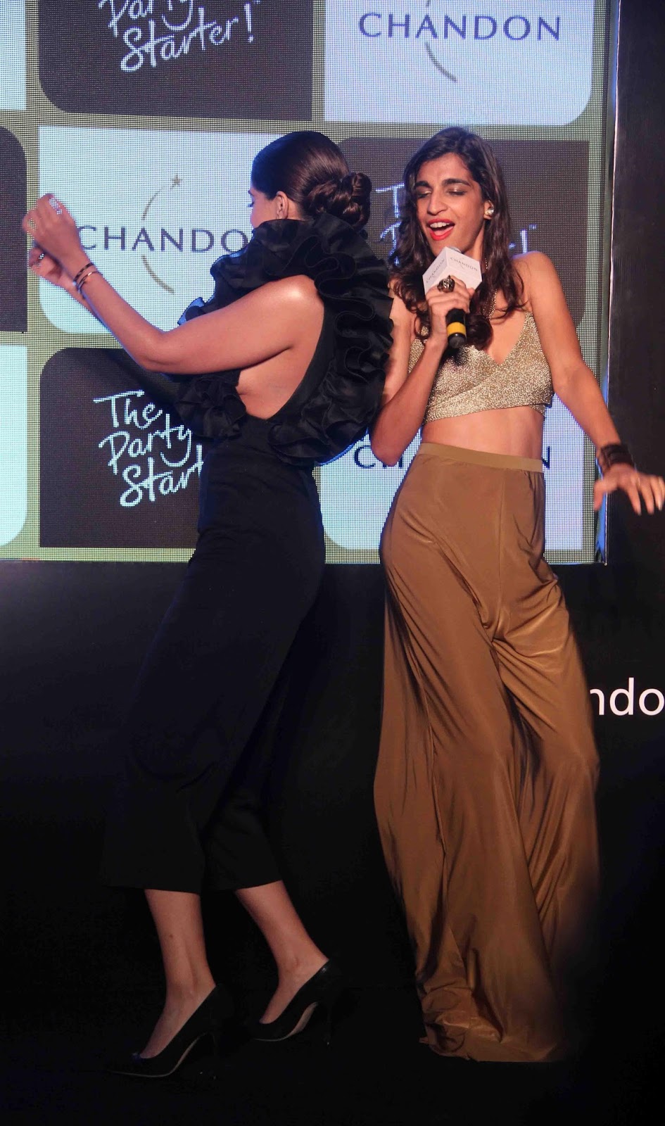 Sonam Kapoor Sexiest Boobs Show At Chandonâ€™s The Party Starter Anthem Launch in Mumbai