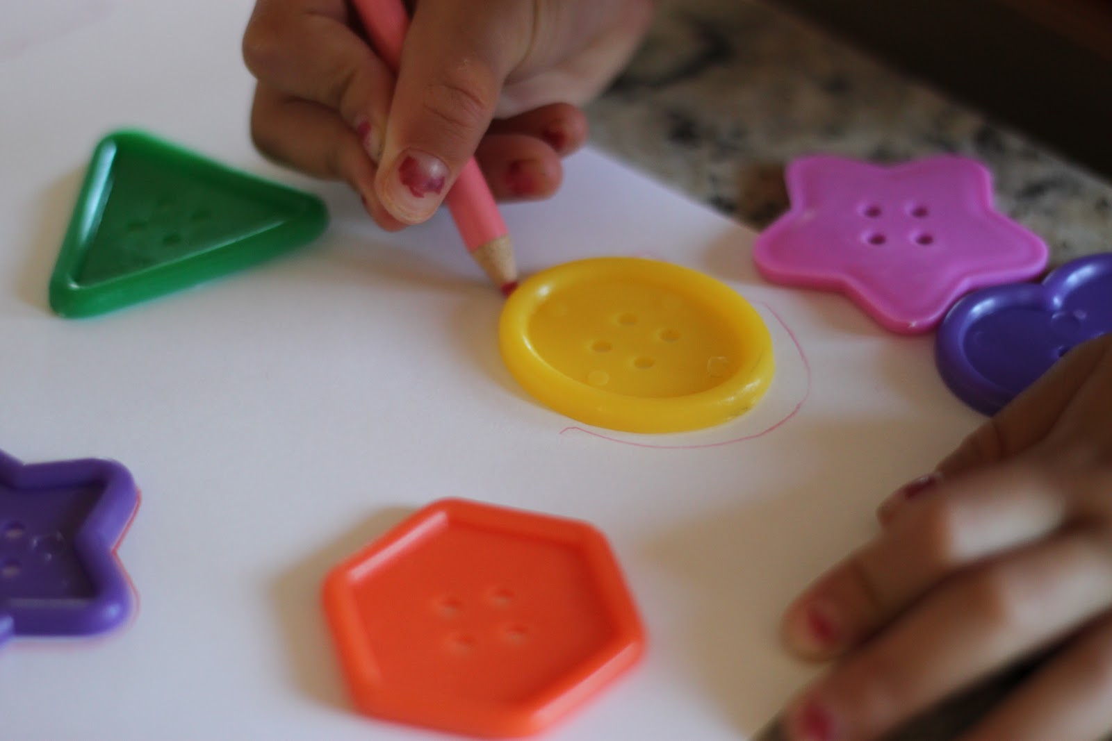 Playing House: Tracing Shapes: A Simple Preschool Activity
