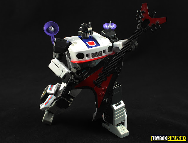 maketoys downbeat speakers robot mode