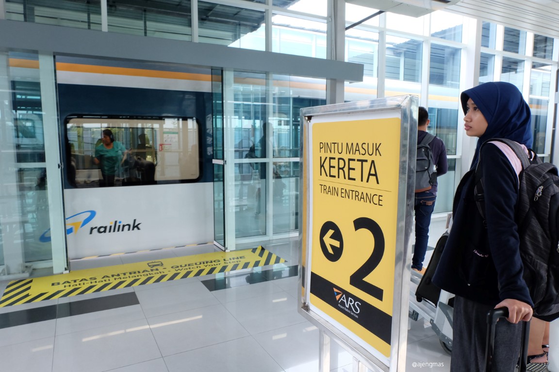 medan-kereta-railink-bandara-kuala-namu-ajengmas