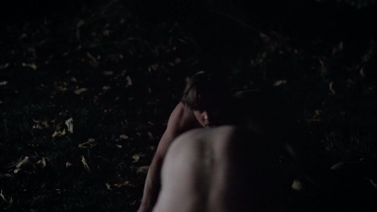 Sam Trammell and Marshall Allman nude in True Blood 4-02 "You Smell Li...