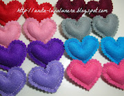 Estos pequeños brcohes de corazones de fieltro ya van dirección Madrid para .