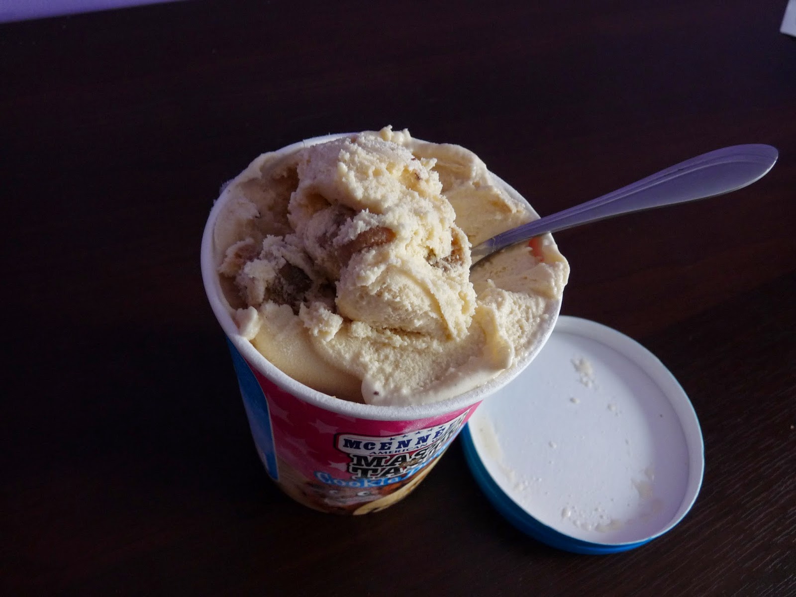 Czekoladowe Źródła Lody Cookie Dough Lidl