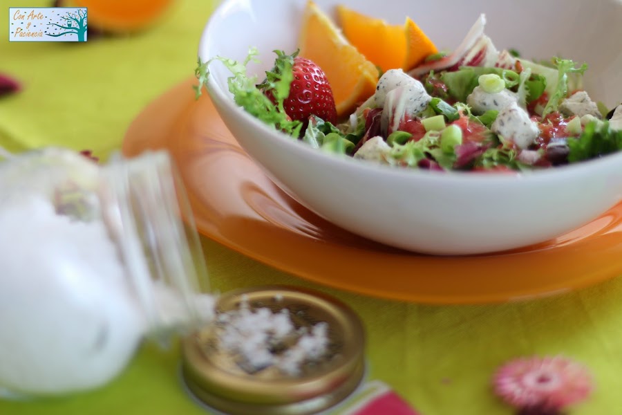 ensalada,primavera,fresas,fresa,naranja,ajos,tiernos,ensaladas,tiempo,radicchio,lisa,rizada,loyo,queso,mermelada,gajos,receta,facil,natural,sana