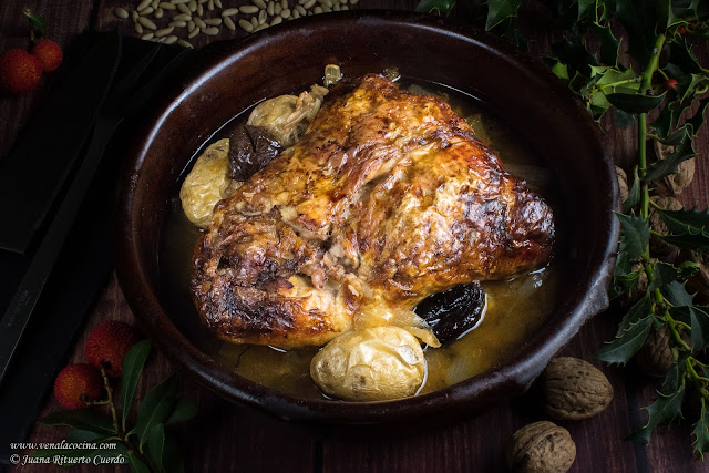 Pollo relleno al horno. Navidad 2017.