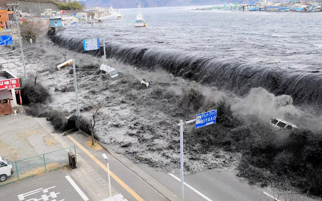 tsunami.jpg