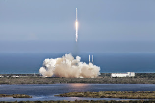 SPACEX FALCON 9 ROCKET CARRYING SUPPLIES FOR ISS