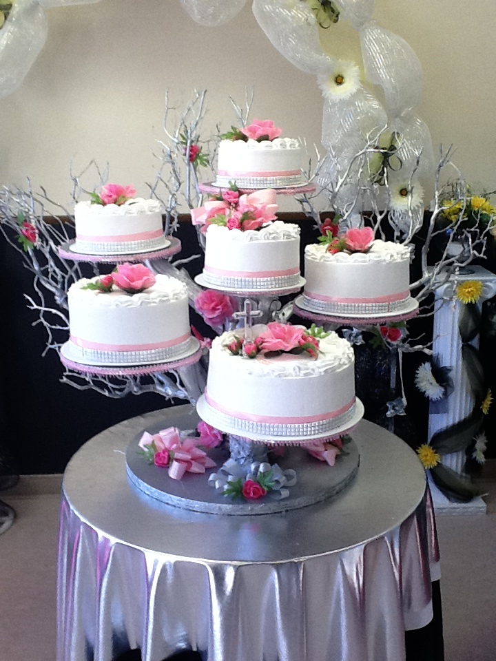 Hector's Custom Cakes Quinceanera Cake Sweet 16 Cake