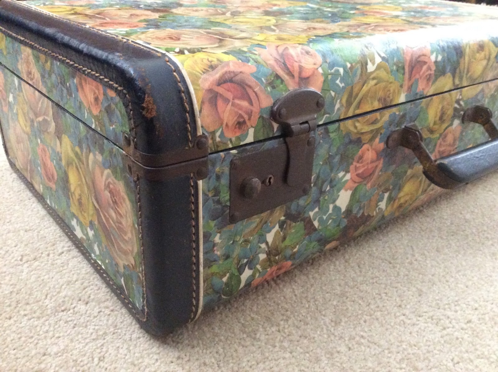 Fresh Vintage by Lisa S How to Paint a Vintage Suitcase