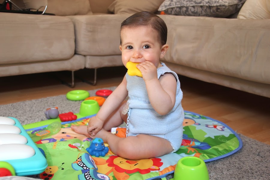 Diy tejer ropa de bebe pelele patrones gratis. Patrones lana y patrones punto.