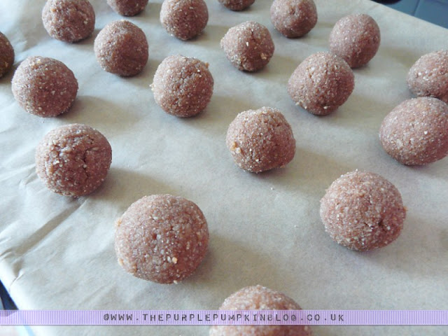 Cinnamon Balls for #Pesach / #Passover #Gluten Free and #Dairy Free