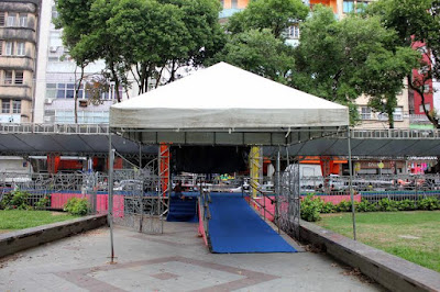 Idosos e pessoas com deficiência terão camarotes especiais no Carnaval Idosos e pessoas com deficiência terão camarotes especiais no Carnaval