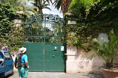 Villa Tritone gates