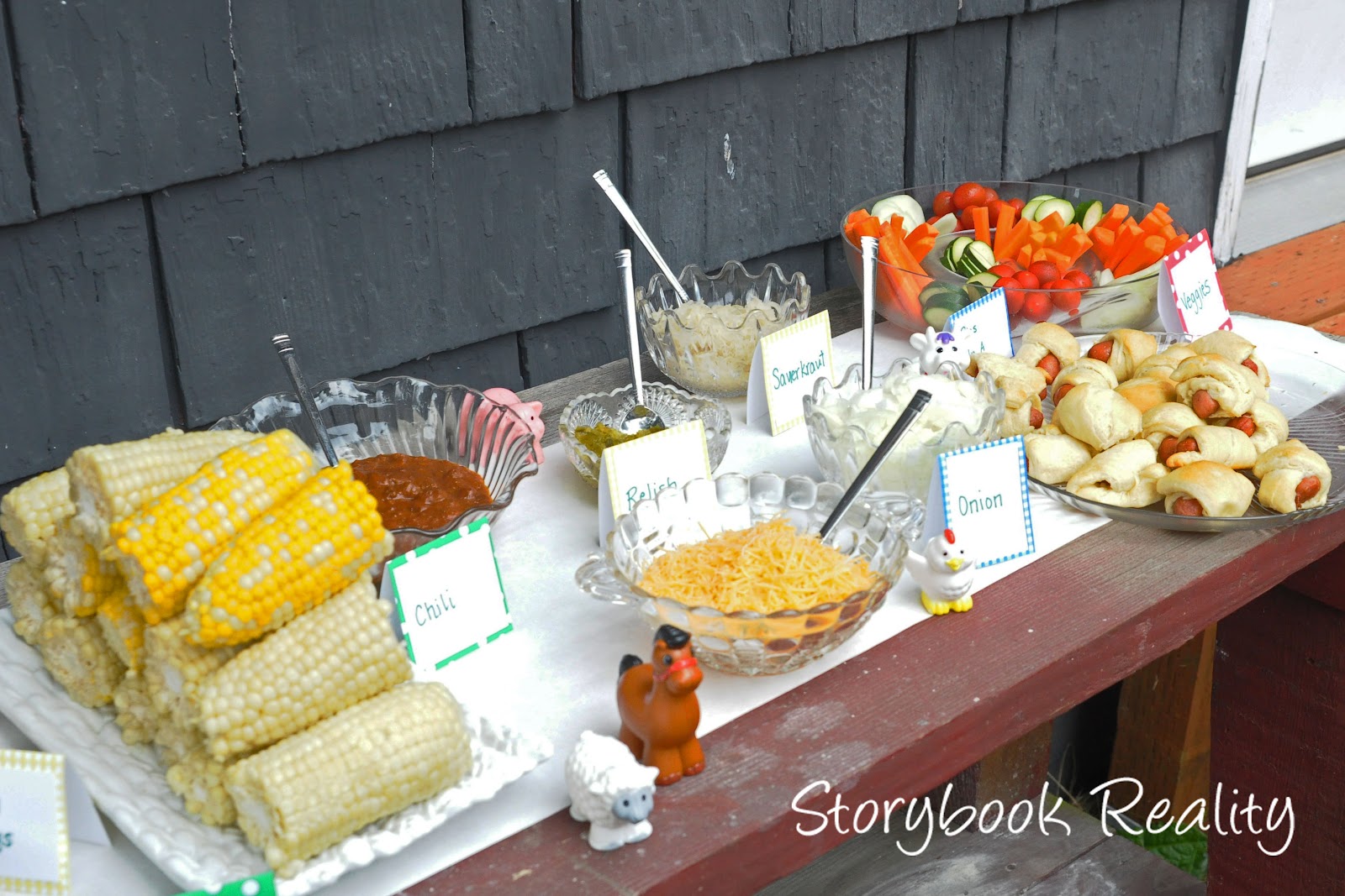 Laura Storybook Reality Barnyard Birthday Decorations Food laura-storybook-reality-barnyard-birthday-decorations-food