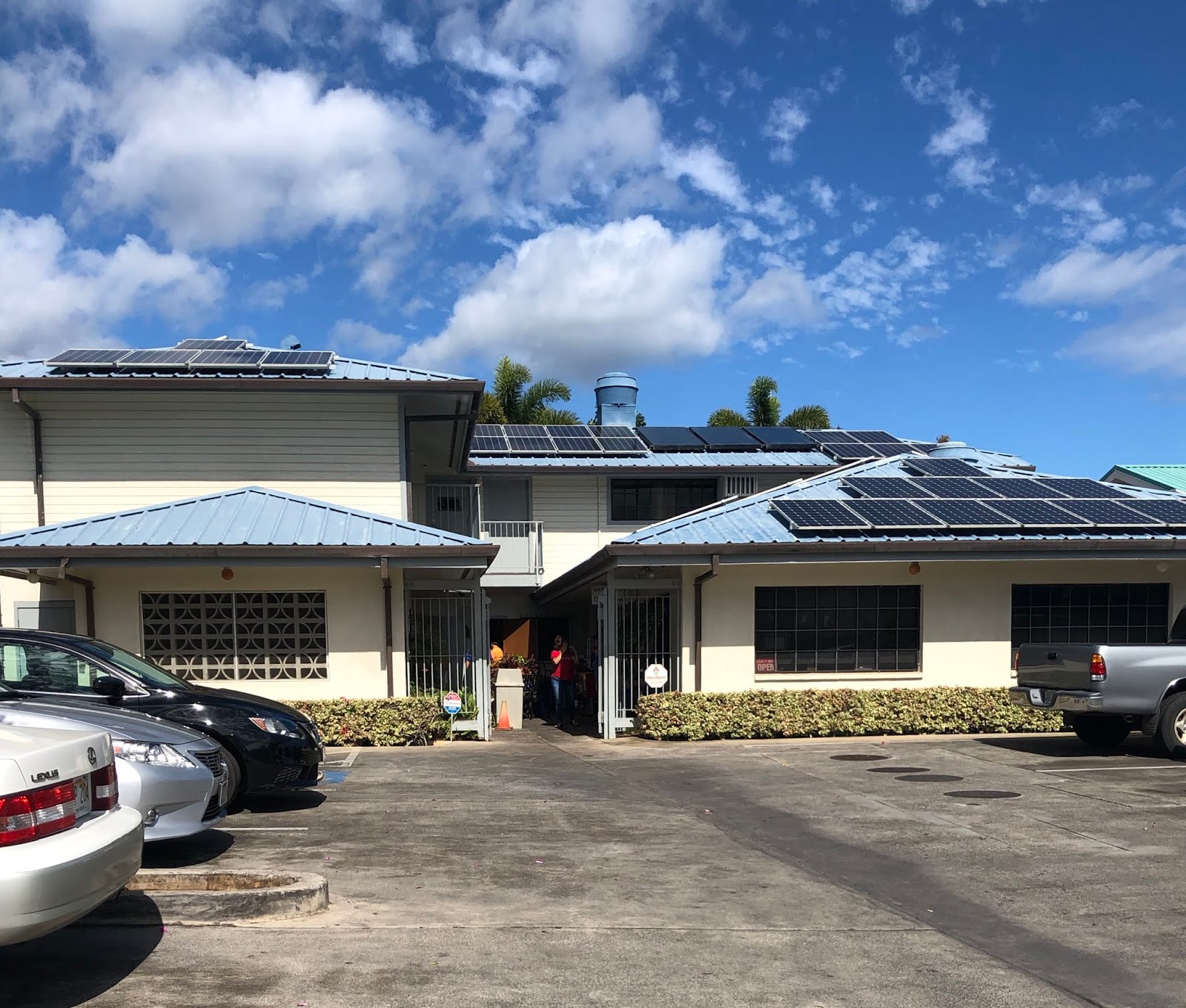 GREAT EATS HAWAII SAM SATO'S MAUI