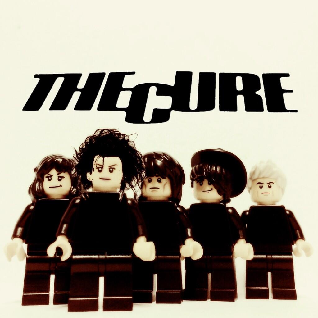 Corazón de Canción The Cure Boys Don't Cry (letra en inglés y traducción al español) Corazón de Canción The Cure Boys Don't Cry (letra en inglés y traducción al español)