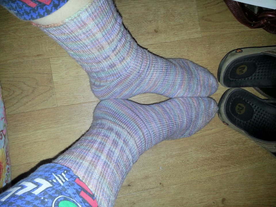 KNITMAN TUBE SOCKS BEFORE AND AFTER WEAR