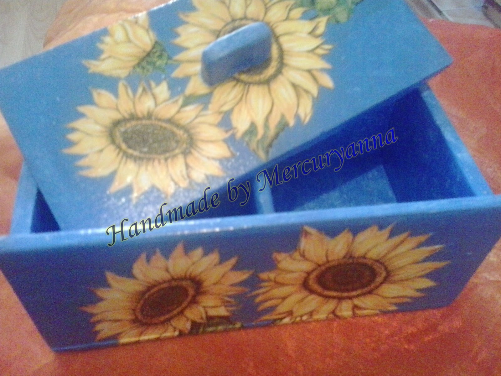 Handmade by Mercuryanna "Sunflower" jewelry box