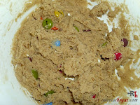 Cookies de lacasitos-nueces y lacasitos mezclados