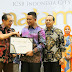 Bupati Bintan Terima Penghargaan Natamukti di Jakarta.