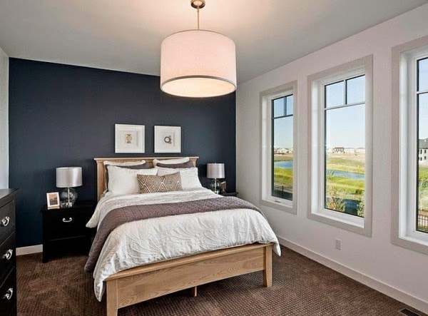 Large pendant lights in the dining room