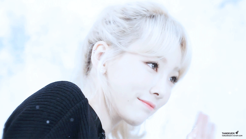 2015 금발 태연 | 인스티즈