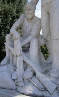το μνημείο Ποντιακού Ελληνισμού στην Φλώρινα