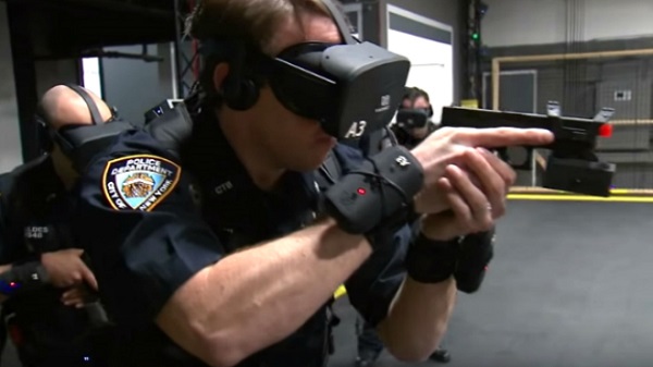 صدق او لا تصدق شرطة نيويورك يتدربون بإستخدام نظارات الواقع الإفتراضي VR 